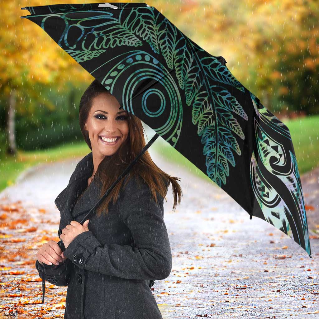 Aotearoa Personalized Lawn Bowls Maori Umbrella New Zealand Paua Shell Tribal Silver Fern - Aussie Hoodie