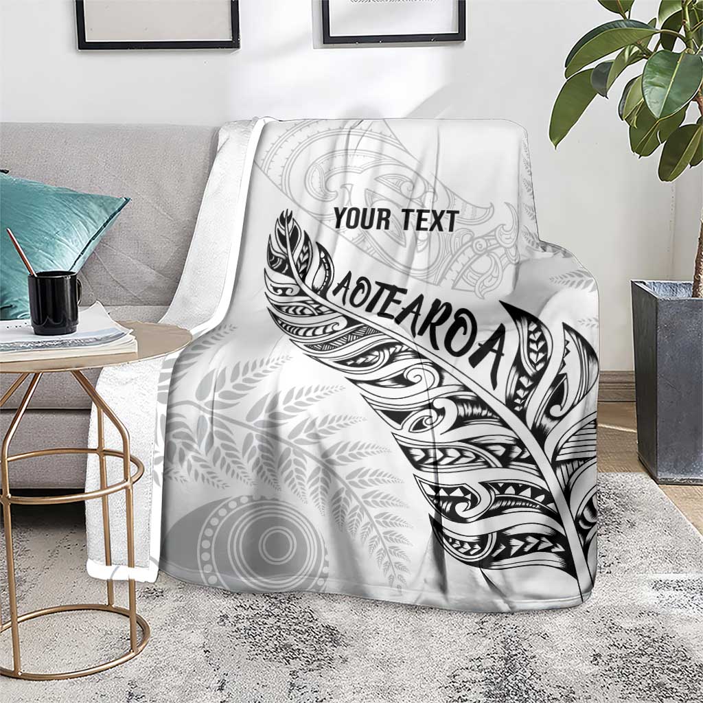 Aotearoa Personalized Lawn Bowls Maori Blanket New Zealand White Tribal Silver Fern - Aussie Hoodie