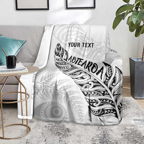 Aotearoa Personalized Lawn Bowls Maori Blanket New Zealand White Tribal Silver Fern - Aussie Hoodie