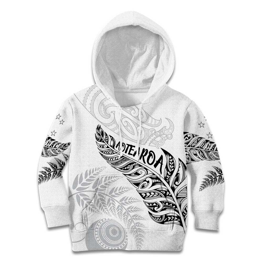 Aotearoa Personalized Lawn Bowls Maori Kid Hoodie New Zealand White Tribal Silver Fern - Aussie Hoodie