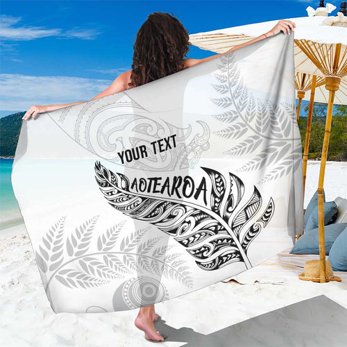 Aotearoa Personalized Lawn Bowls Maori Sarong New Zealand White Tribal Silver Fern - Aussie Hoodie