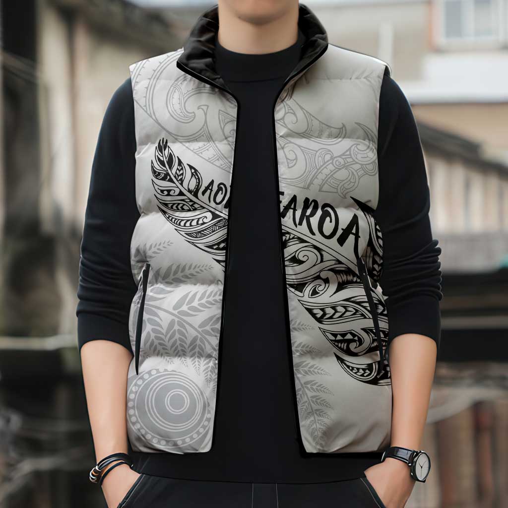 Aotearoa Personalized Lawn Bowls Maori Sleeveless Puffer Jacket New Zealand White Tribal Silver Fern - Aussie Hoodie