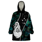 peronsalised-new-zealand-wearable-blanket-hoodie-paua-shell-maori-manaia-with-silver-ferns