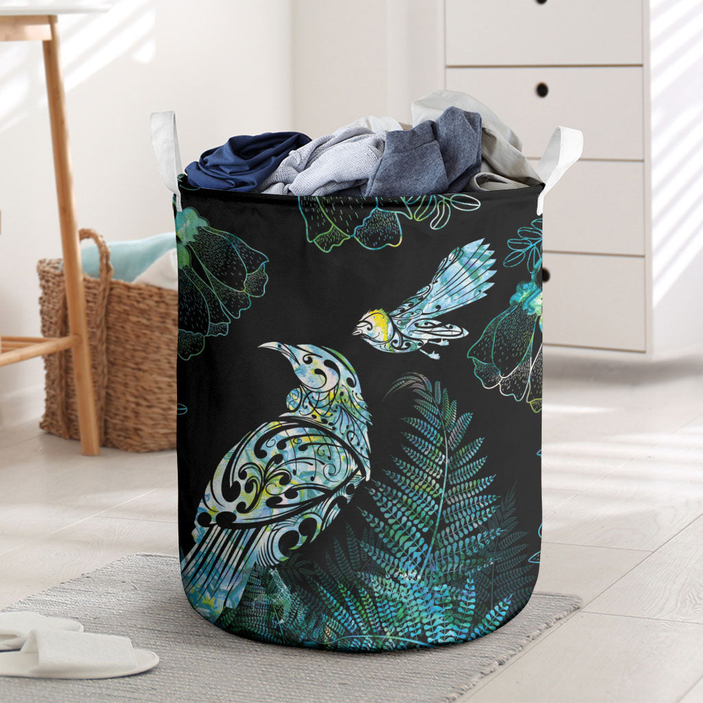 Aotearoa Maori Mahuru Laundry Basket Spring Time - Paua Shell Green