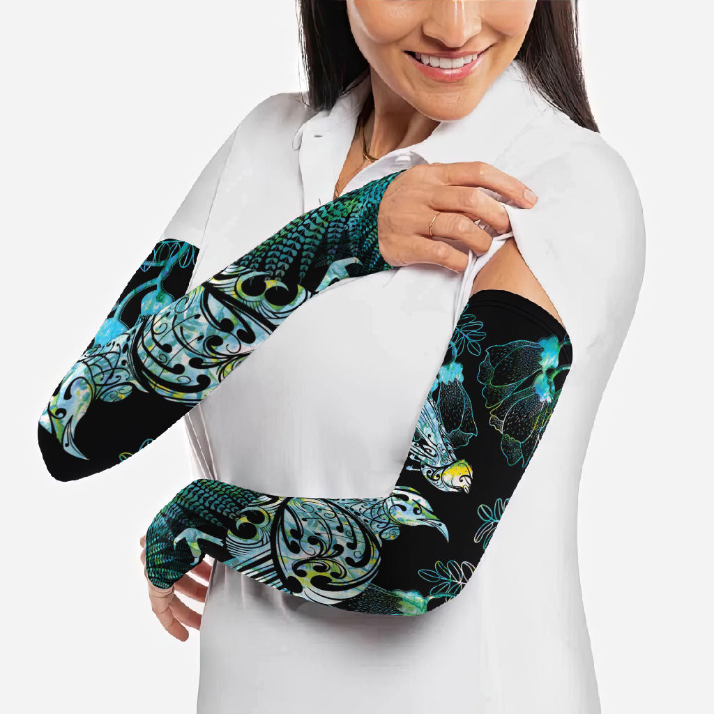 Aotearoa Maori Mahuru Arm Sleeves Spring Time - Paua Shell Green