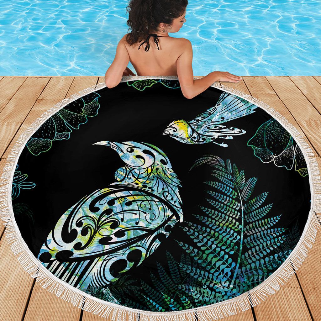 Aotearoa Maori Mahuru Beach Blanket Spring Time - Paua Shell Green