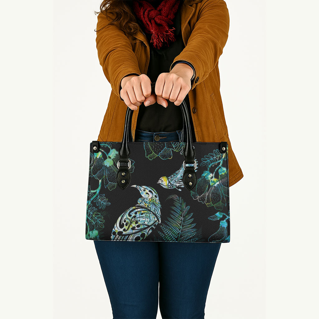 Aotearoa Maori Mahuru Leather Bag Spring Time - Paua Shell Green