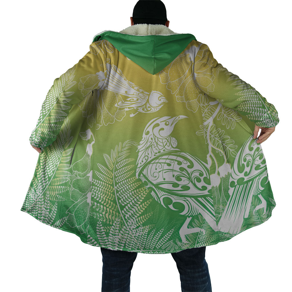 Aotearoa Maori Mahuru Tui With Pikawakawa Cloak Spring Time