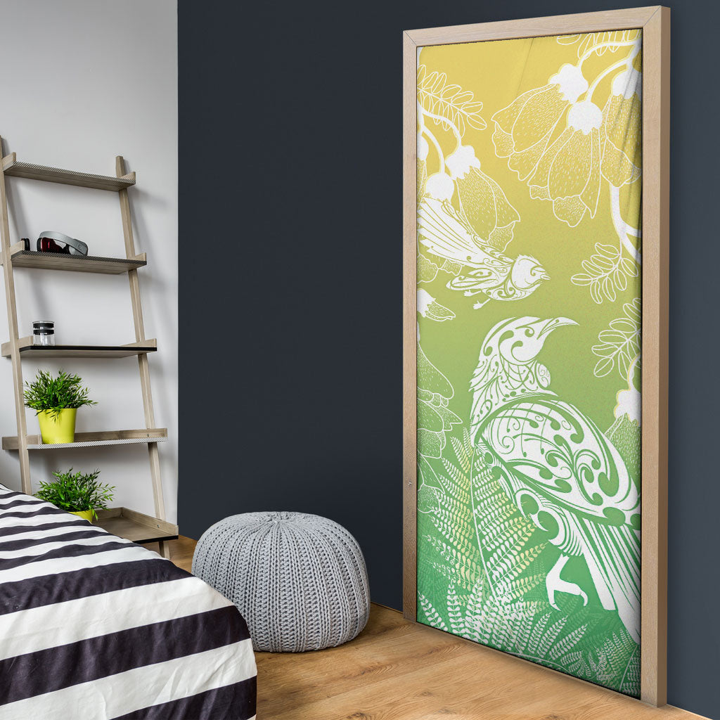 Aotearoa Maori Mahuru Tui With Pikawakawa Door Cover Spring Time