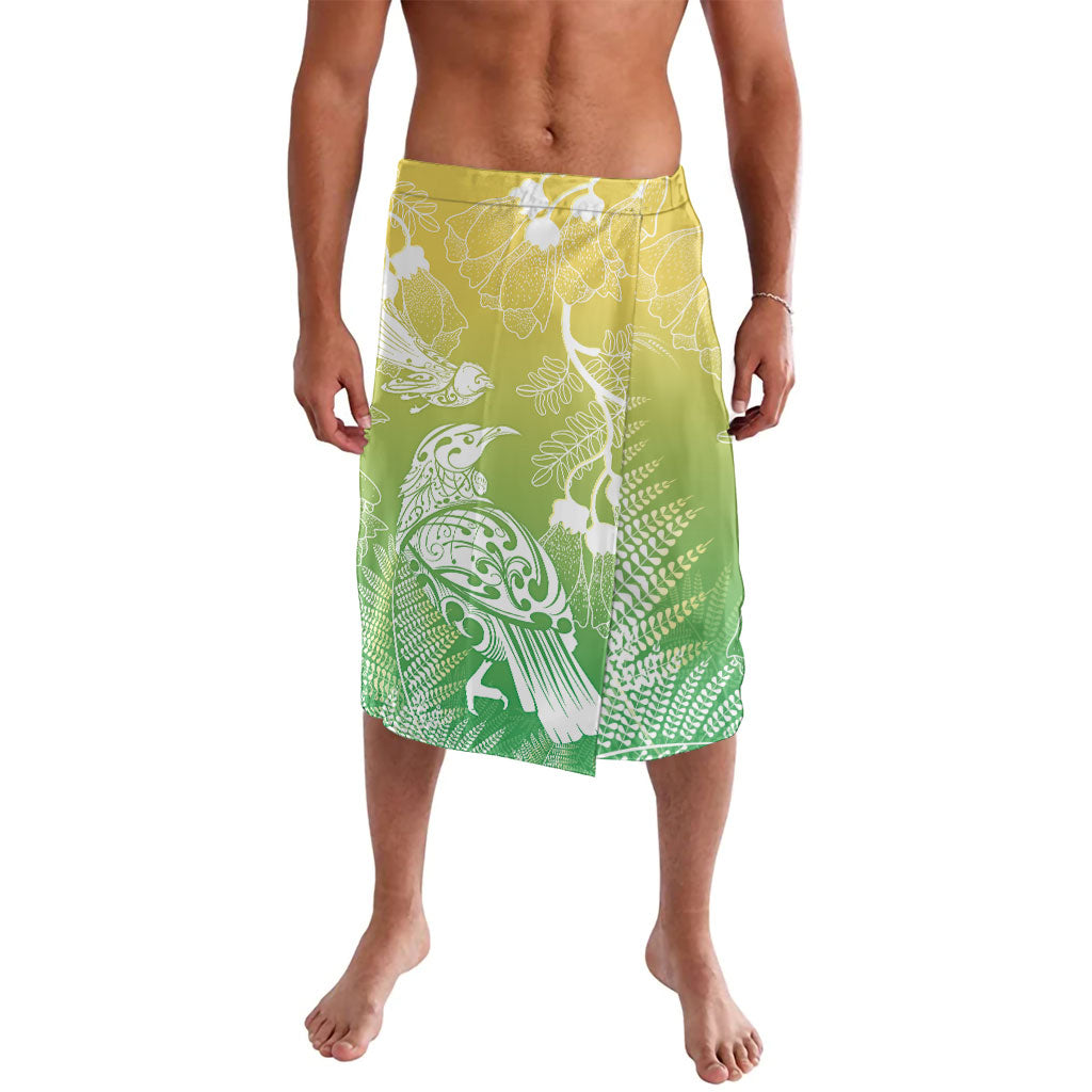 Aotearoa Maori Mahuru Tui With Pikawakawa Lavalava Spring Time
