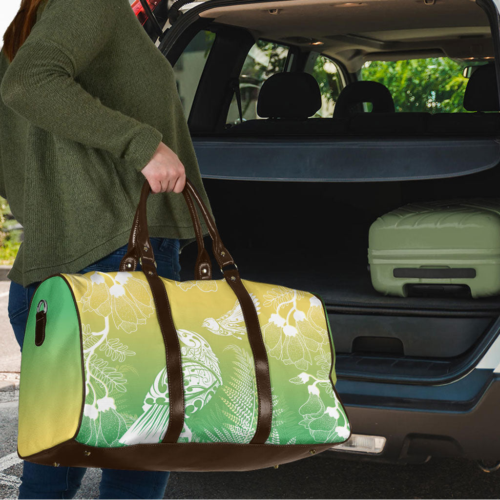 Aotearoa Maori Mahuru Tui With Pikawakawa Travel Bag Spring Time