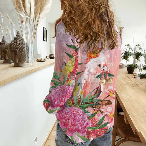 Australia Christmas Pink Cockatoo with Banksia Women Casual Shirt Coral Pink - Aussie Hoodie