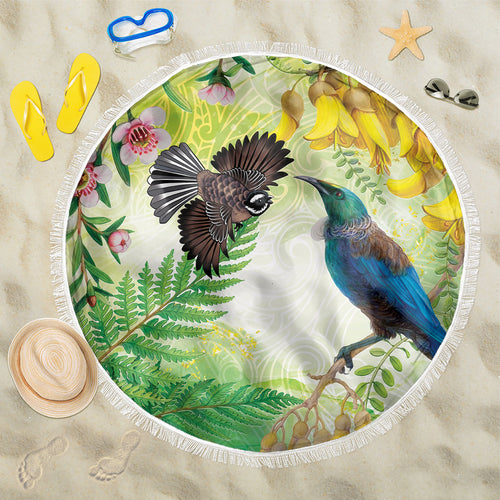 New Zealand Maori Mahuru Beach Blanket Tui With Pikawakawa Spring Colors