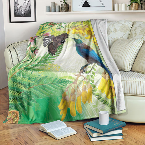 New Zealand Maori Mahuru Blanket Tui With Pikawakawa Spring Colors