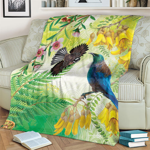 New Zealand Maori Mahuru Blanket Tui With Pikawakawa Spring Colors