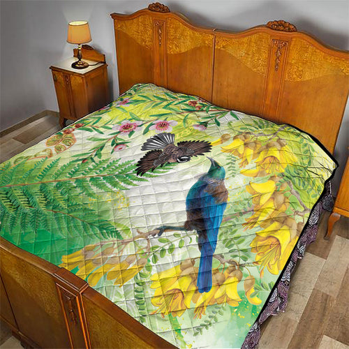 New Zealand Maori Mahuru Quilt Tui With Pikawakawa Spring Colors