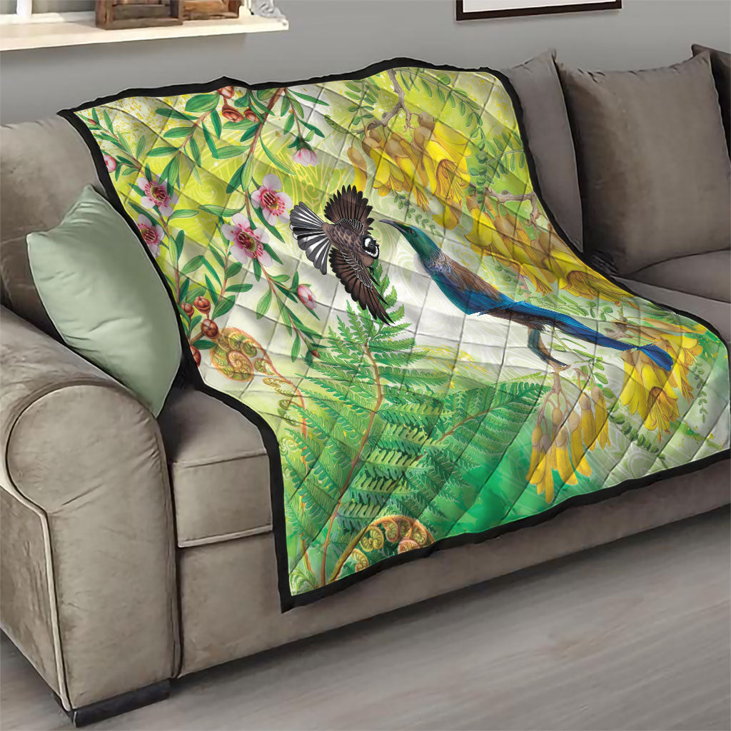 New Zealand Maori Mahuru Quilt Tui With Pikawakawa Spring Colors