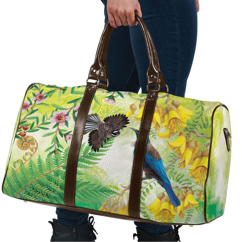 New Zealand Maori Mahuru Travel Bag Tui With Pikawakawa Spring Colors