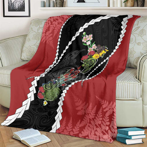 New Zealand Christmas Blanket Flora Map with Birds - Aussie Hoodie