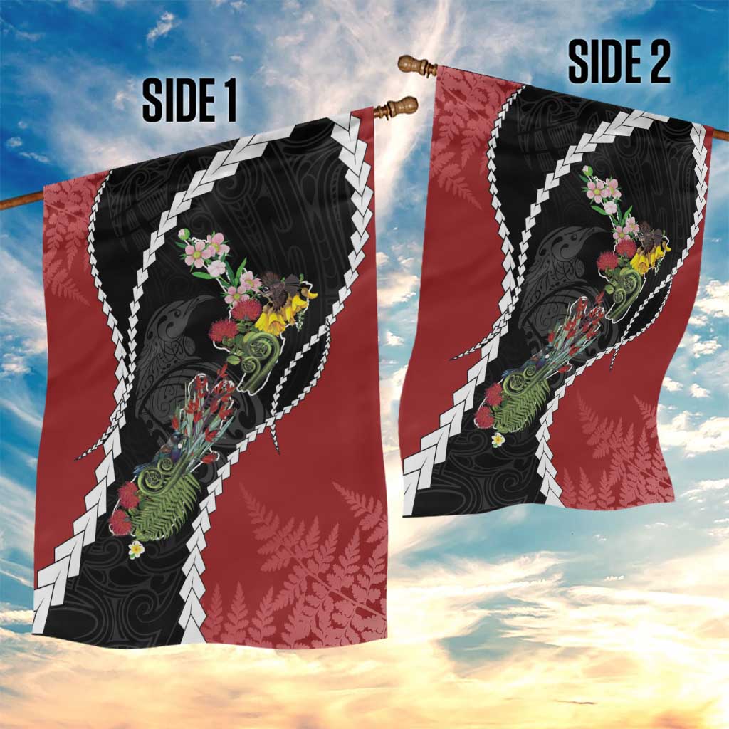 New Zealand Christmas Garden Flag Flora Map with Birds - Aussie Hoodie