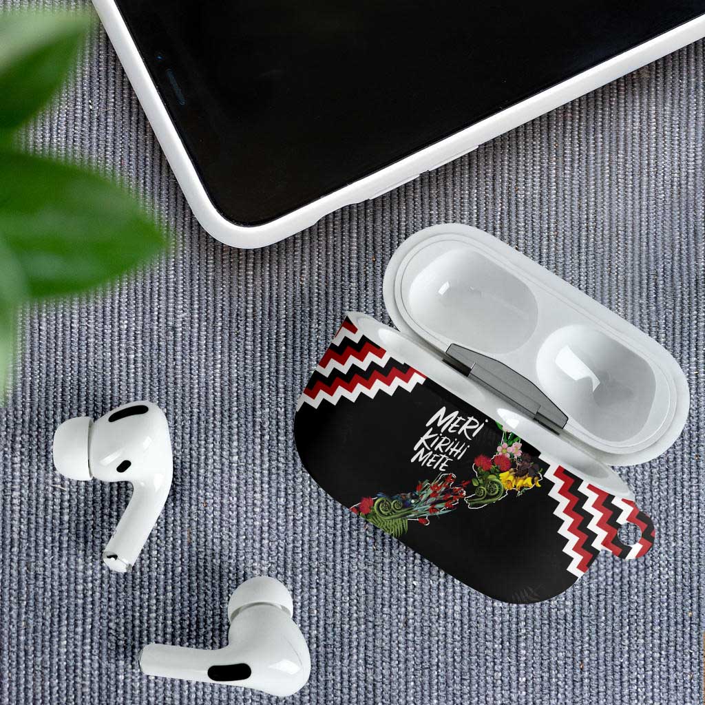 New Zealand Christmas Taniko Poutama AirPods Case Flora Map with Birds - Aussie Hoodie