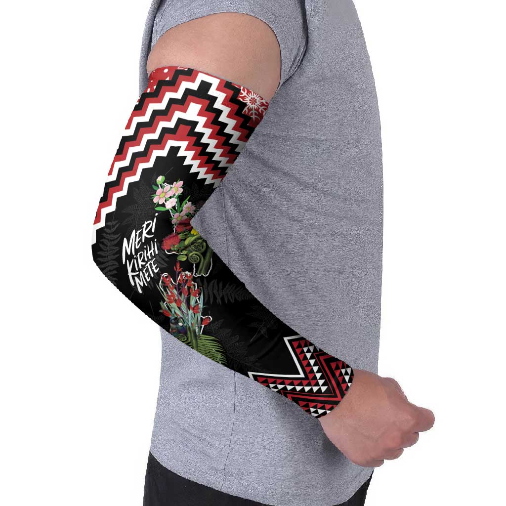 New Zealand Christmas Taniko Poutama Arm Sleeves Flora Map with Birds - Aussie Hoodie