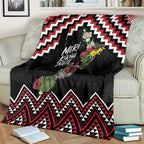 New Zealand Christmas Taniko Poutama Blanket Flora Map with Birds - Aussie Hoodie