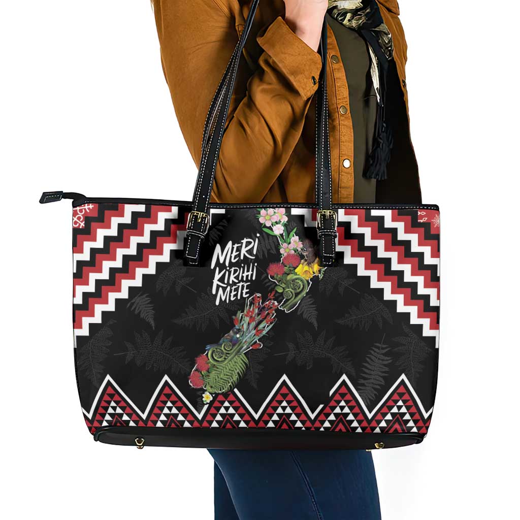 New Zealand Christmas Taniko Poutama Leather Tote Bag Flora Map with Birds - Aussie Hoodie