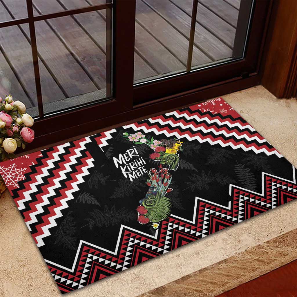 New Zealand Christmas Taniko Poutama Rubber Doormat Flora Map with Birds - Aussie Hoodie