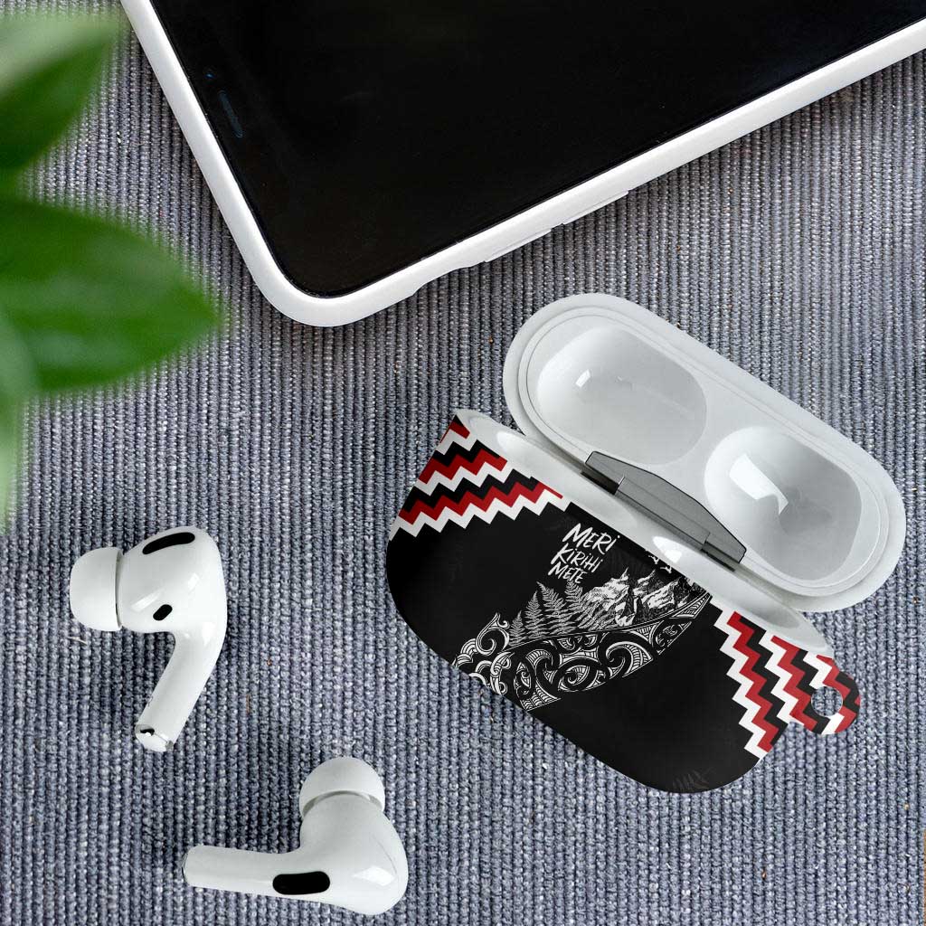 New Zealand Christmas Taniko Poutama AirPods Case Mountainscape Maori Fern - Aussie Hoodie