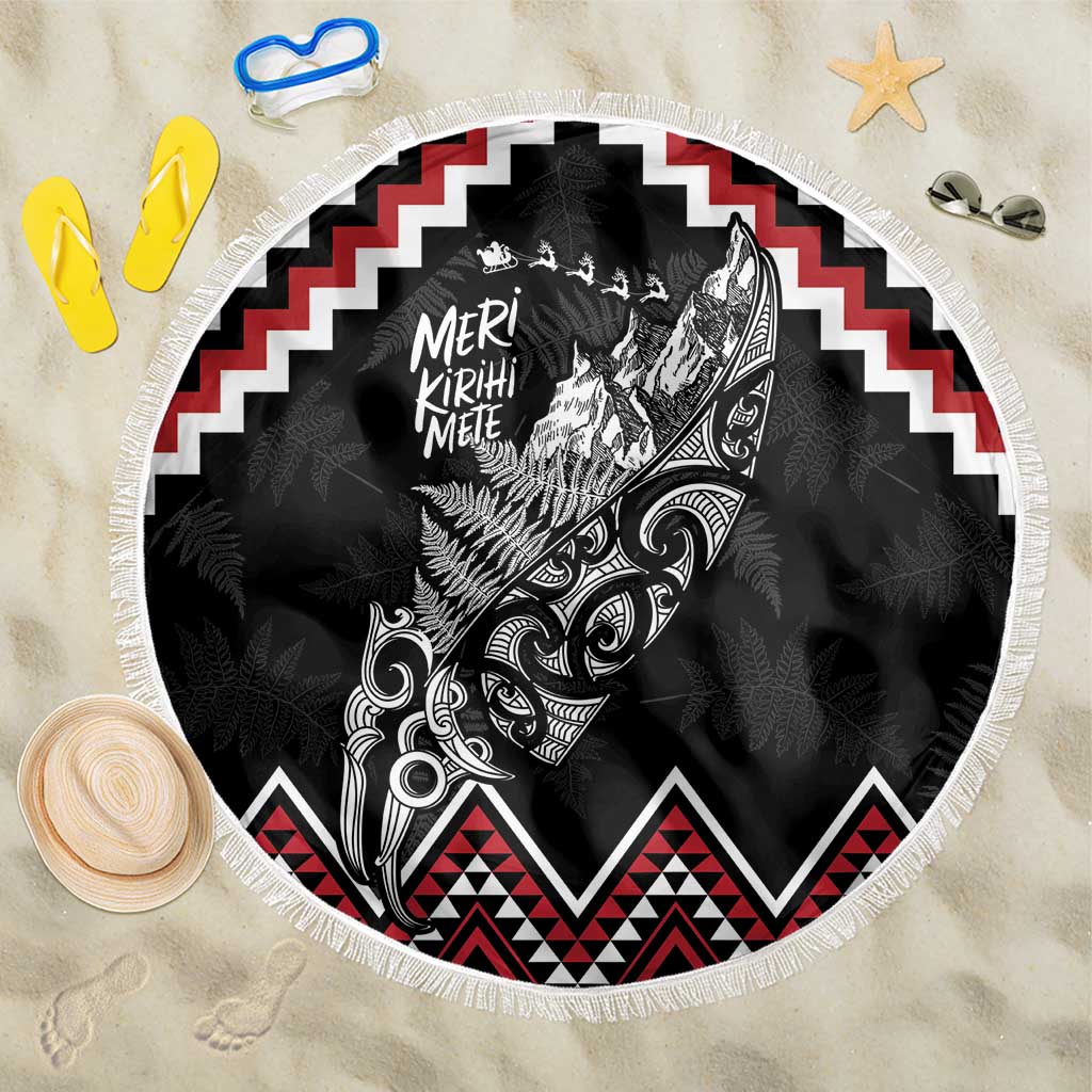 New Zealand Christmas Taniko Poutama Beach Blanket Mountainscape Maori Fern - Aussie Hoodie