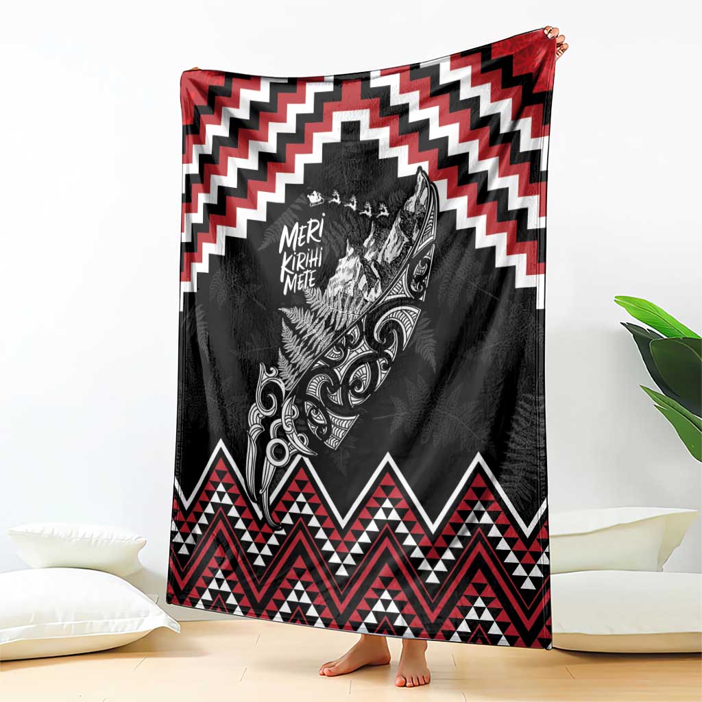 New Zealand Christmas Taniko Poutama Blanket Mountainscape Maori Fern - Aussie Hoodie