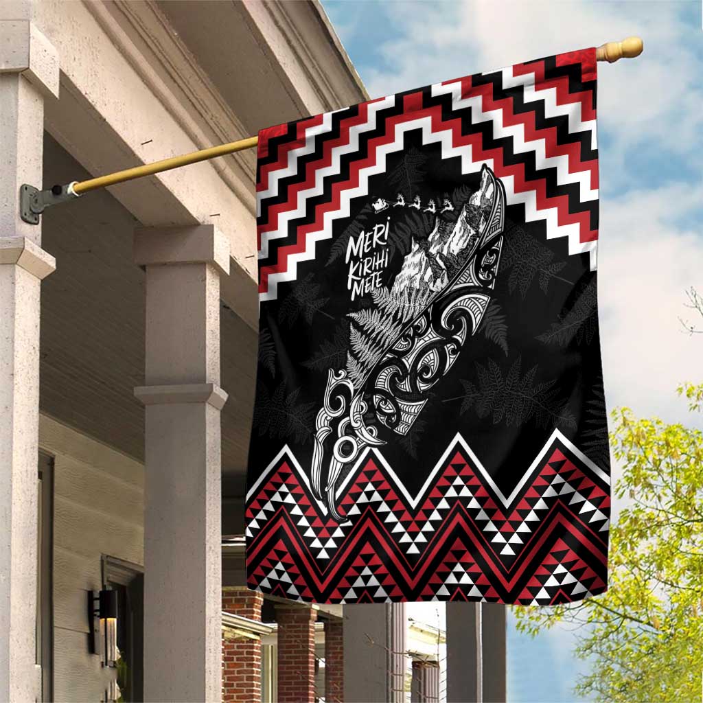 New Zealand Christmas Taniko Poutama Garden Flag Mountainscape Maori Fern - Aussie Hoodie