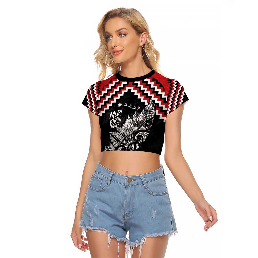 New Zealand Christmas Taniko Poutama Raglan Cropped T Shirt Mountainscape Maori Fern - Aussie Hoodie