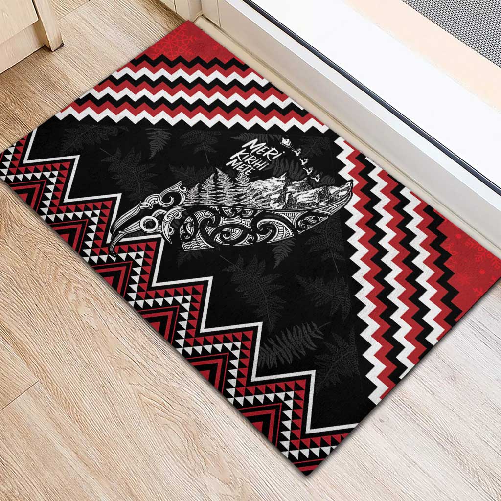 New Zealand Christmas Taniko Poutama Rubber Doormat Mountainscape Maori Fern - Aussie Hoodie