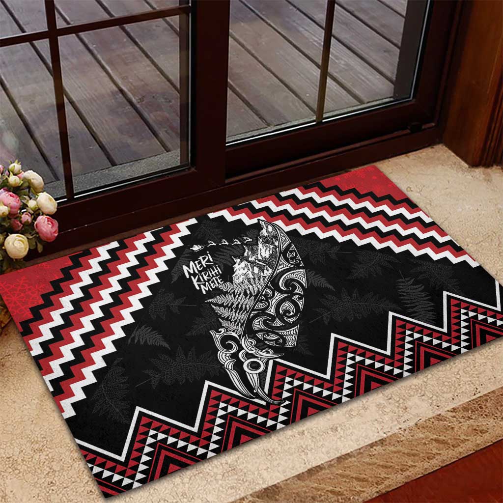 New Zealand Christmas Taniko Poutama Rubber Doormat Mountainscape Maori Fern - Aussie Hoodie