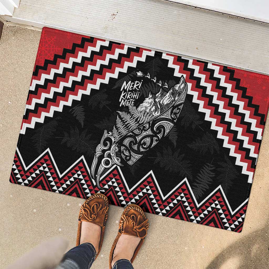 New Zealand Christmas Taniko Poutama Rubber Doormat Mountainscape Maori Fern - Aussie Hoodie