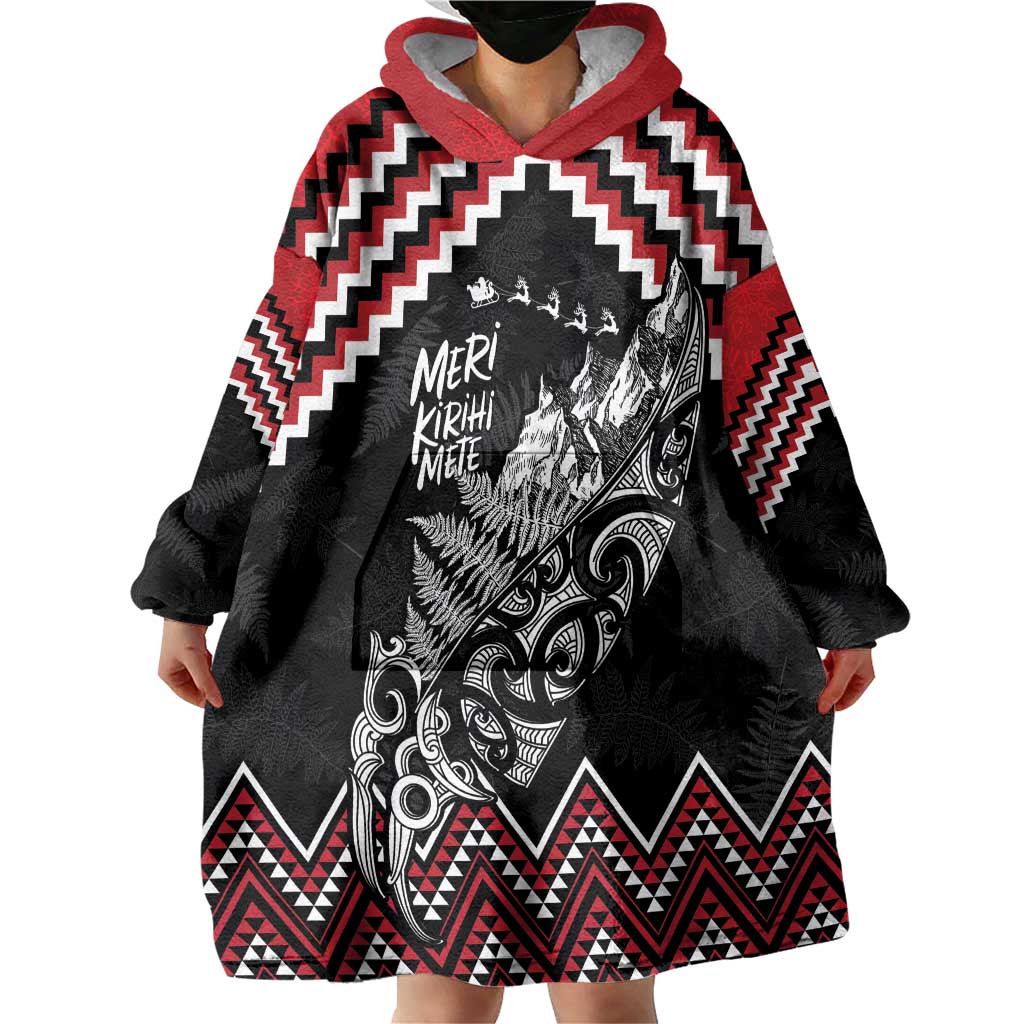 New Zealand Christmas Taniko Poutama Wearable Blanket Hoodie Mountainscape Maori Fern - Aussie Hoodie