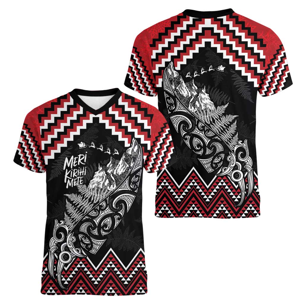 New Zealand Christmas Taniko Poutama Women V-Neck T-Shirt Mountainscape Maori Fern - Aussie Hoodie