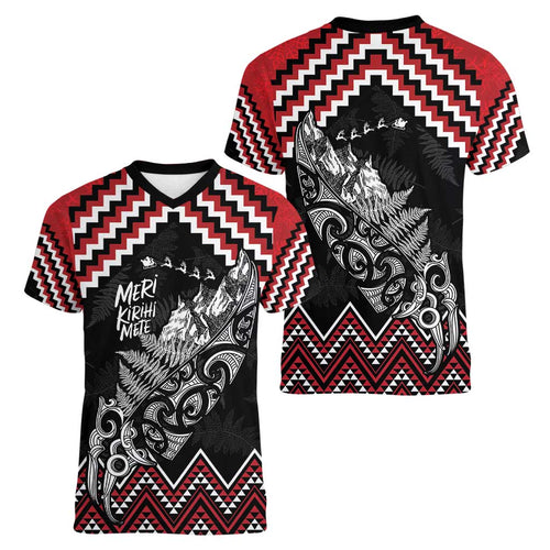 New Zealand Christmas Taniko Poutama Women V-Neck T-Shirt Mountainscape Maori Fern - Aussie Hoodie