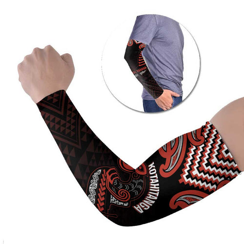Maori Waitangi Arm Sleeves Kotahitanga Poutama Mix Whakairo - Aussie Hoodie
