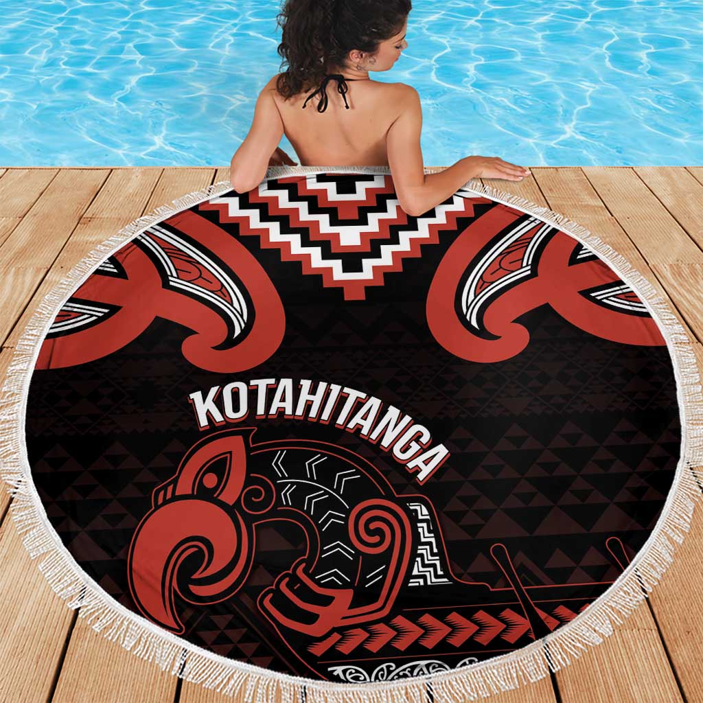 Maori Waitangi Beach Blanket Kotahitanga Poutama Mix Whakairo - Aussie Hoodie