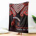Maori Waitangi Blanket Kotahitanga Poutama Mix Whakairo - Aussie Hoodie