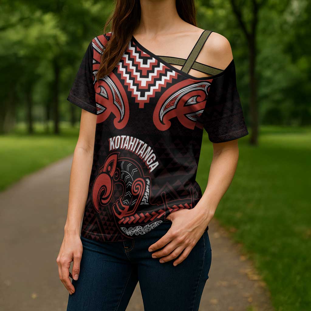 Maori Waitangi Cross Shoulder Shirt Kotahitanga Poutama Mix Whakairo - Aussie Hoodie