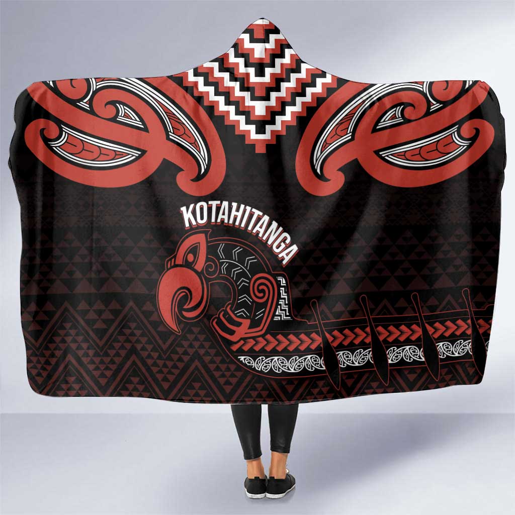 Maori Waitangi Hooded Blanket Kotahitanga Poutama Mix Whakairo - Aussie Hoodie