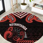 Maori Waitangi Round Carpet Kotahitanga Poutama Mix Whakairo - Aussie Hoodie