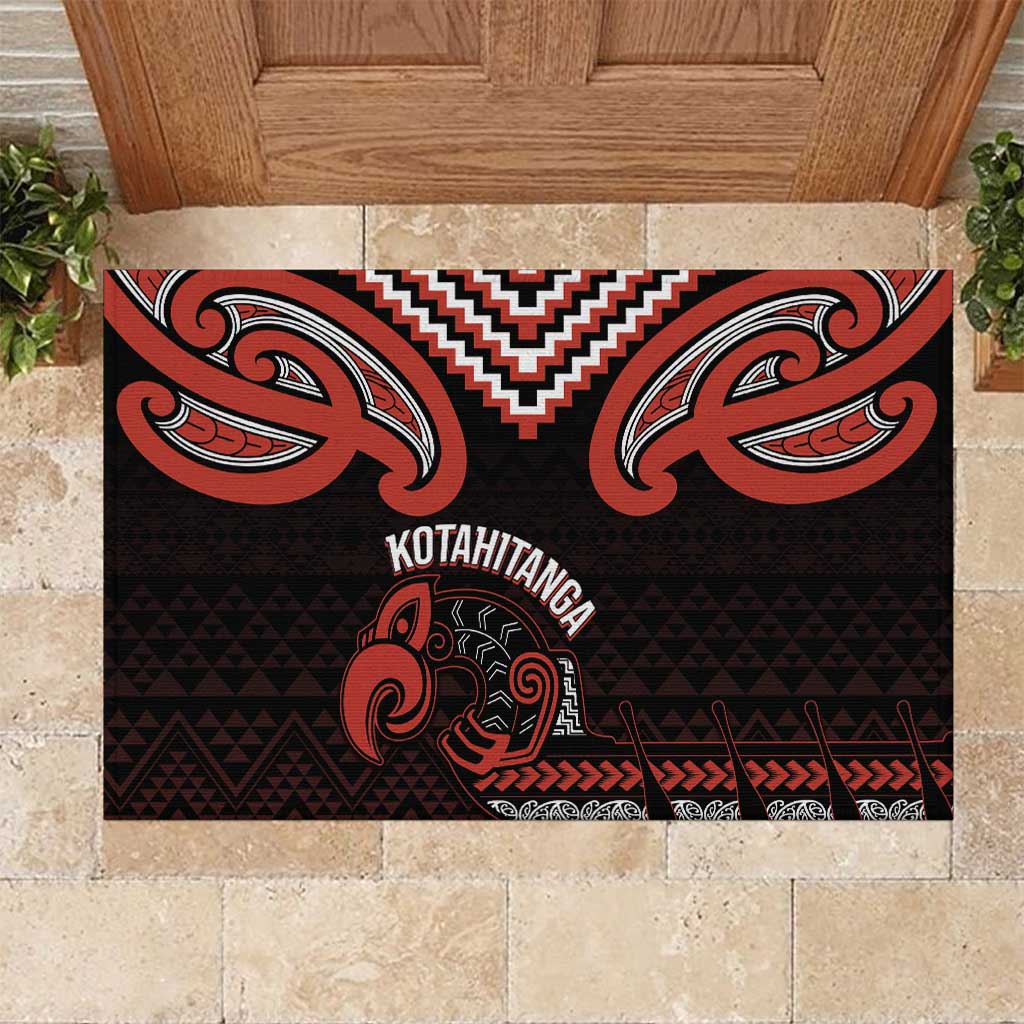 Maori Waitangi Rubber Doormat Kotahitanga Poutama Mix Whakairo - Aussie Hoodie