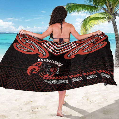 Maori Waitangi Sarong Kotahitanga Poutama Mix Whakairo - Aussie Hoodie