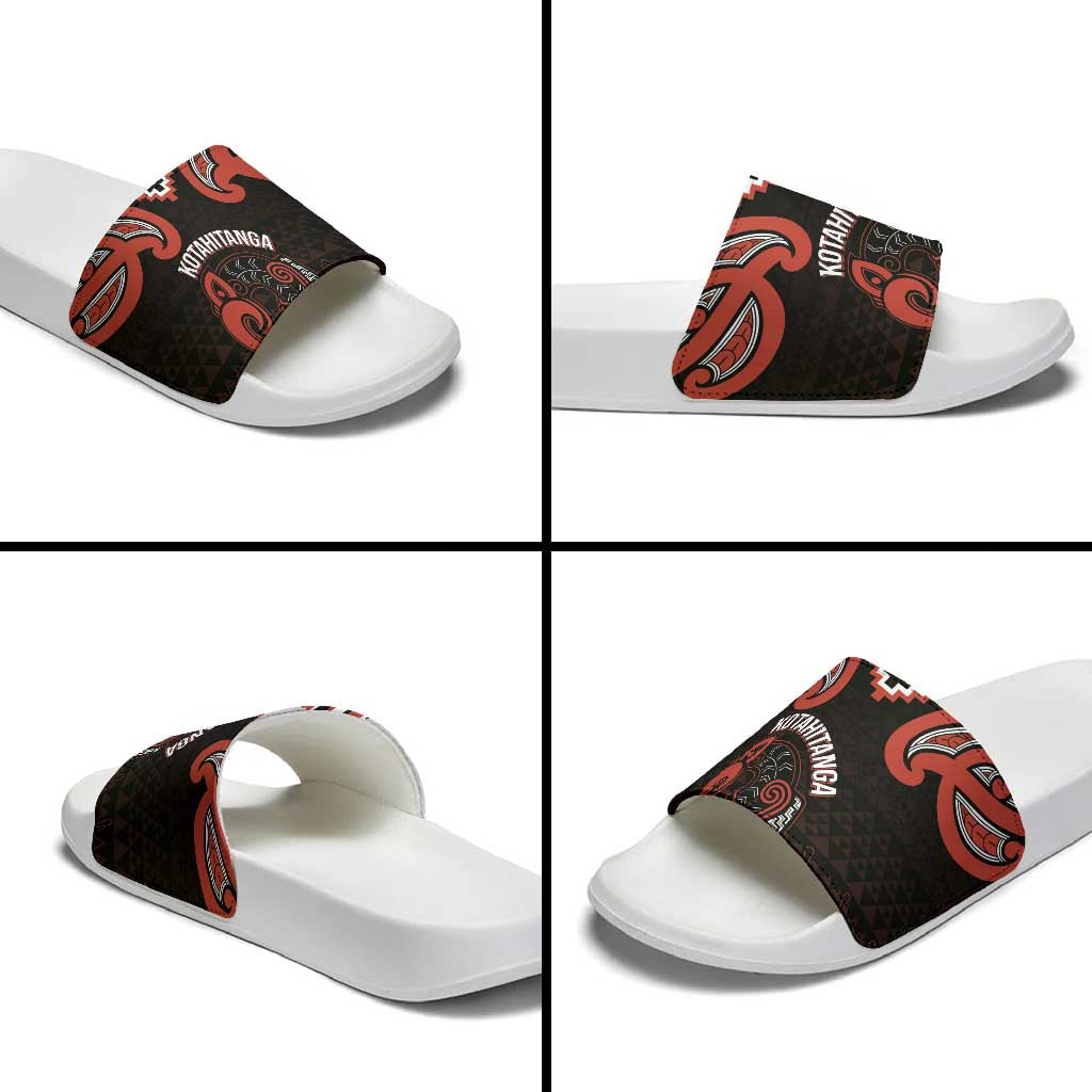 Maori Waitangi Slide Sandals Kotahitanga Poutama Mix Whakairo - Aussie Hoodie