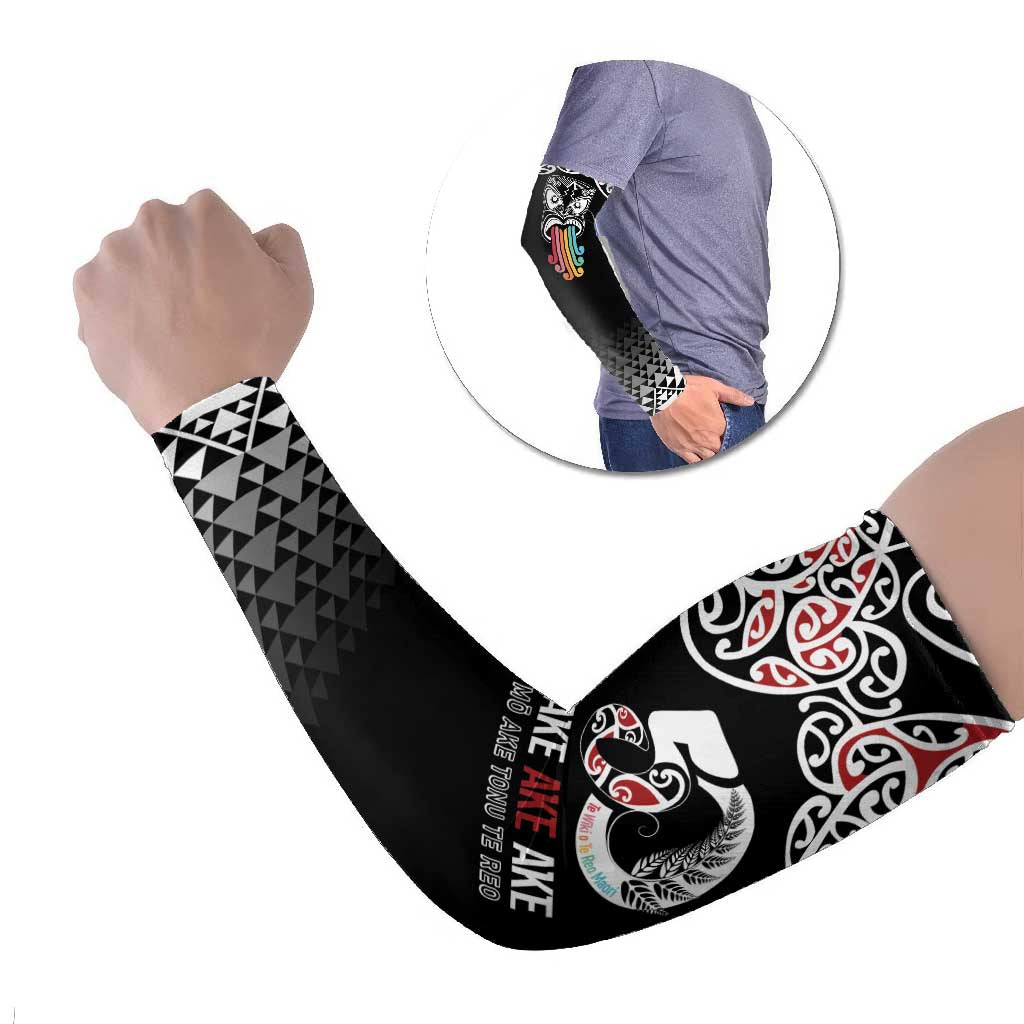 Kia Kaha Te Reo Maori Arm Sleeves 50 Years Mo Ake Tonu Te Reo - Aussie Hoodie
